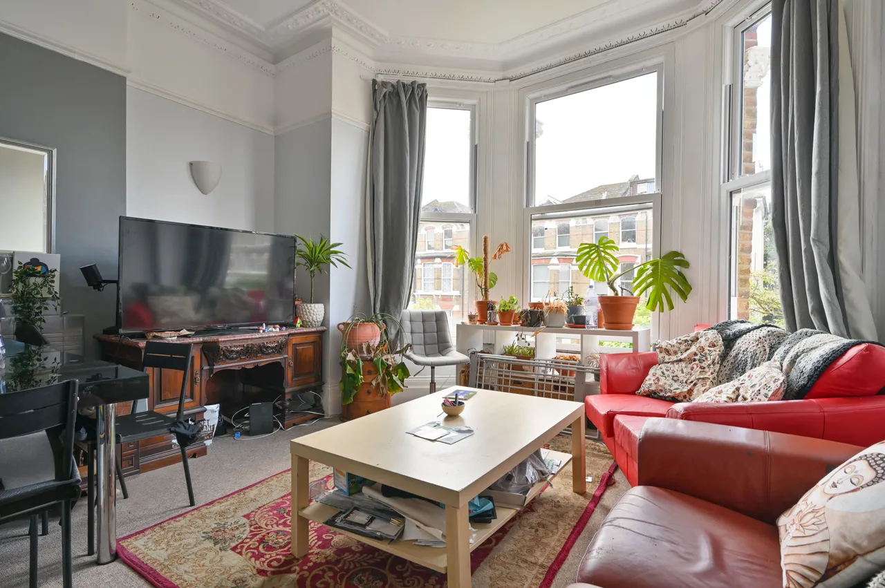 Flat 2, 6 Tierney Road, London, photo 2