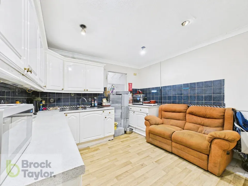 Bentswood Road, Haywards Heath, RH16, photo 3