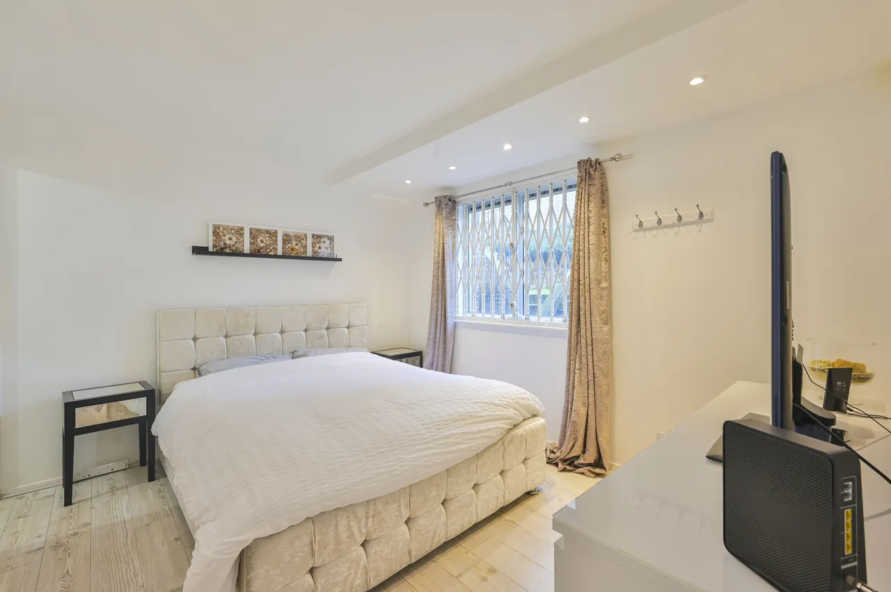 28 Stadium Street, London, photo 5