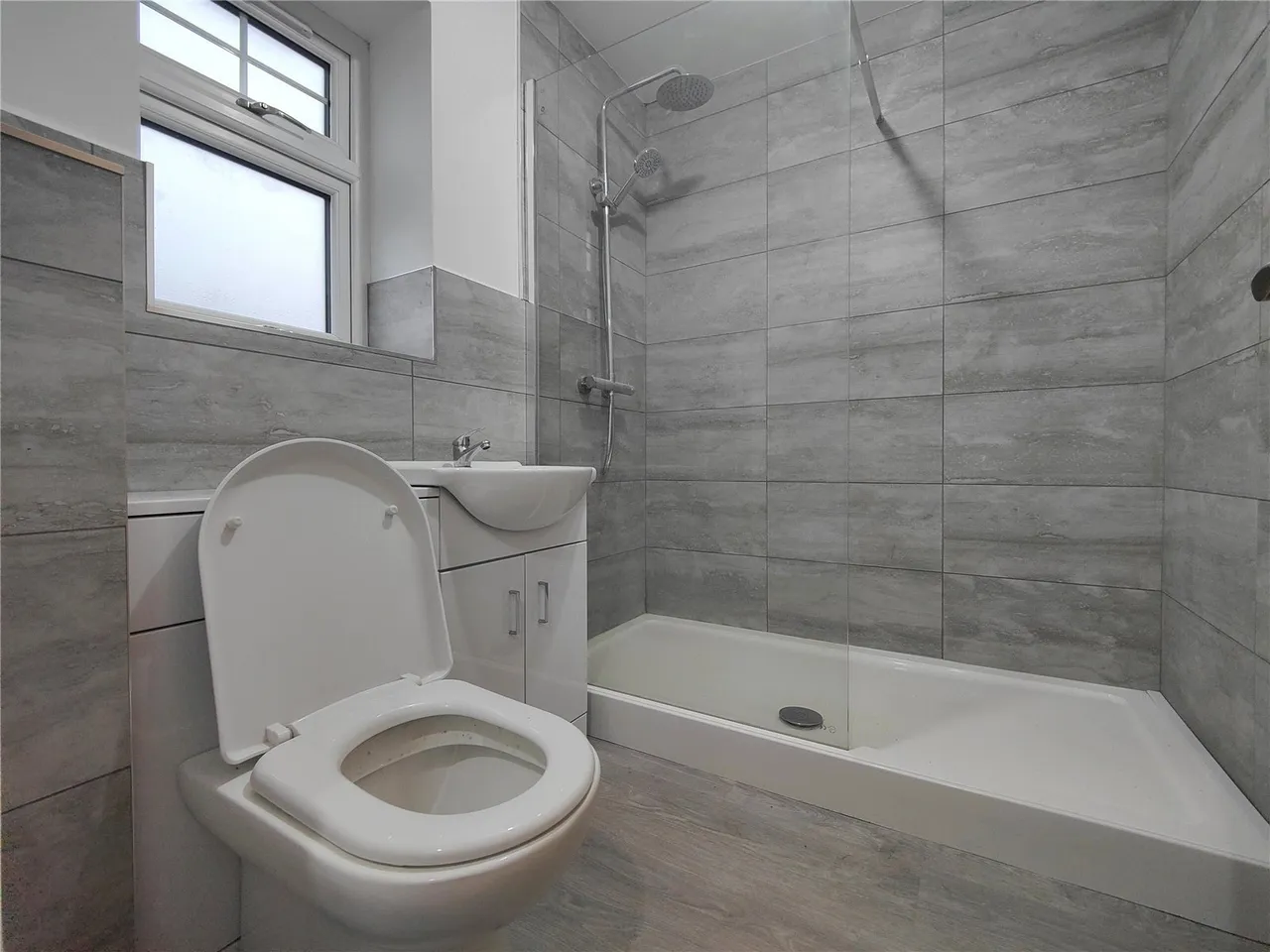 Landor Crescent, Rugeley, Staffordshire, WS15, photo 4