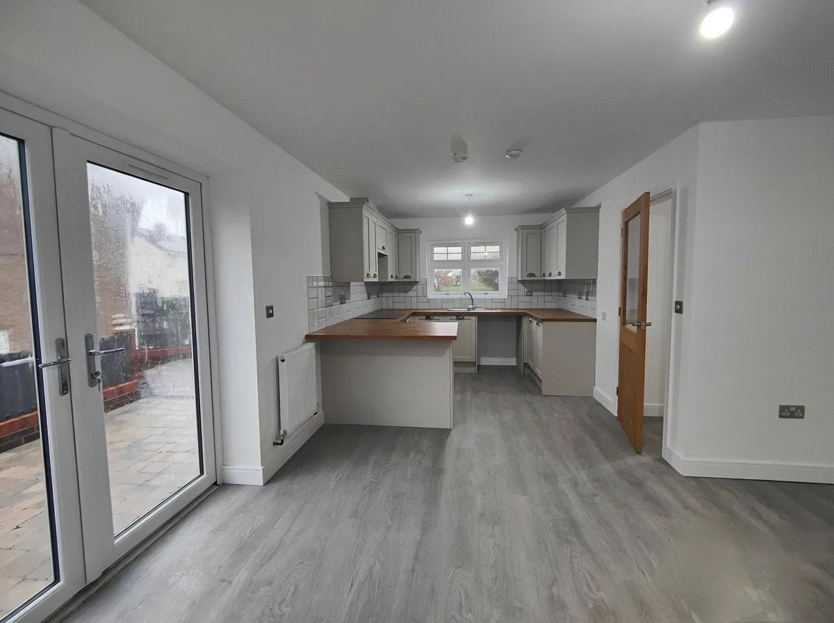 Landor Crescent, Rugeley, Staffordshire, WS15, photo 3