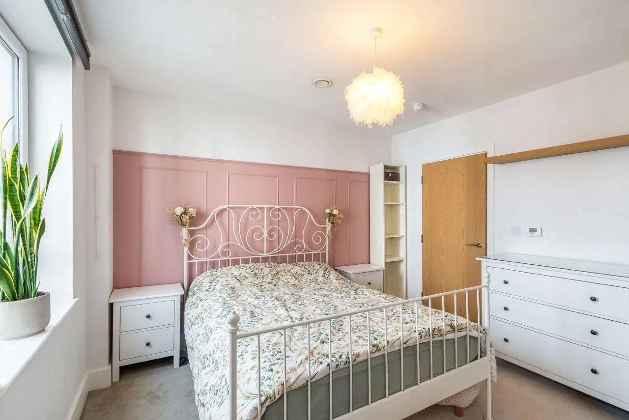 London Road, Isleworth, TW7, photo 6