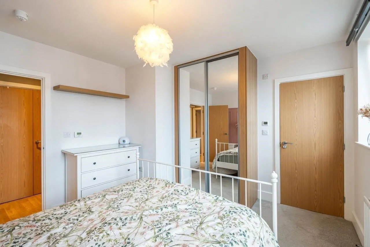 London Road, Isleworth, TW7, photo 11