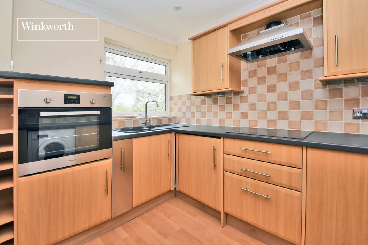 Chanctonbury Gardens, Sutton, SM2, photo 7