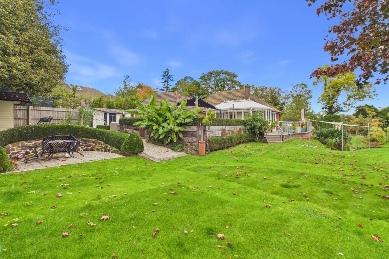 Hollingdon Road, Hollingdon, LU7, photo 4