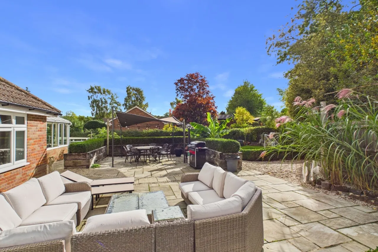 Hollingdon Road, Hollingdon, LU7, photo 18