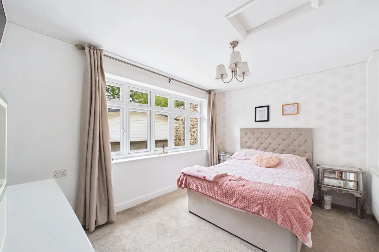 Hollingdon Road, Hollingdon, LU7, photo 12