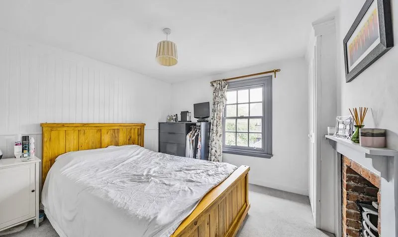 Middle Road, Leatherhead, KT22, photo 5
