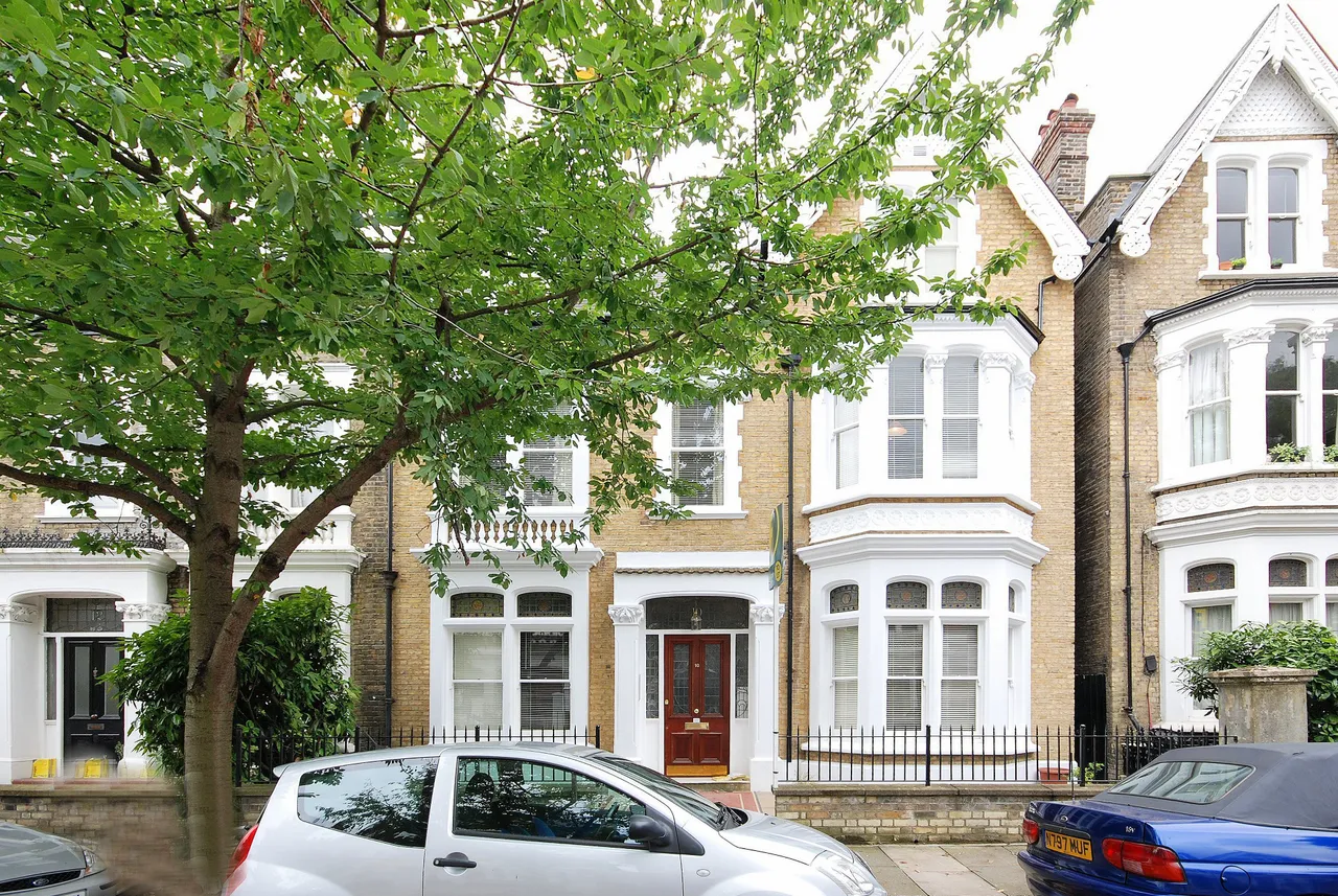 London, W4, photo 3