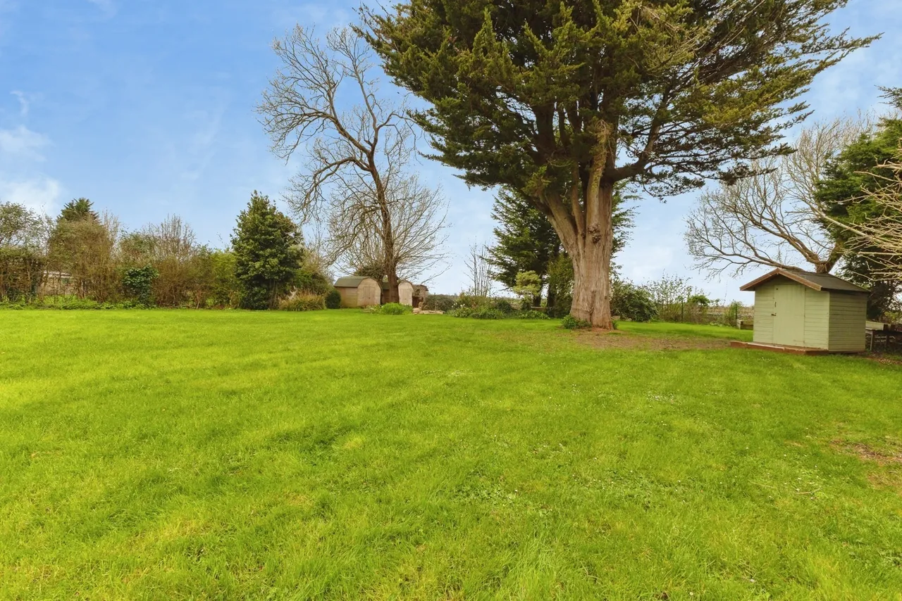 Hewish, Weston-super-Mare, BS24, photo 3
