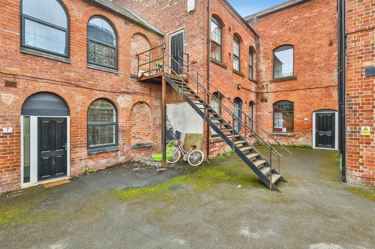 Wood Street, Ilkeston, DE7, photo 16
