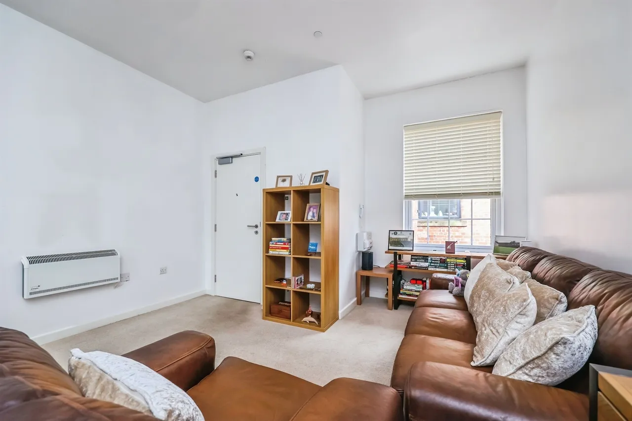 Wood Street, Ilkeston, DE7, photo 4