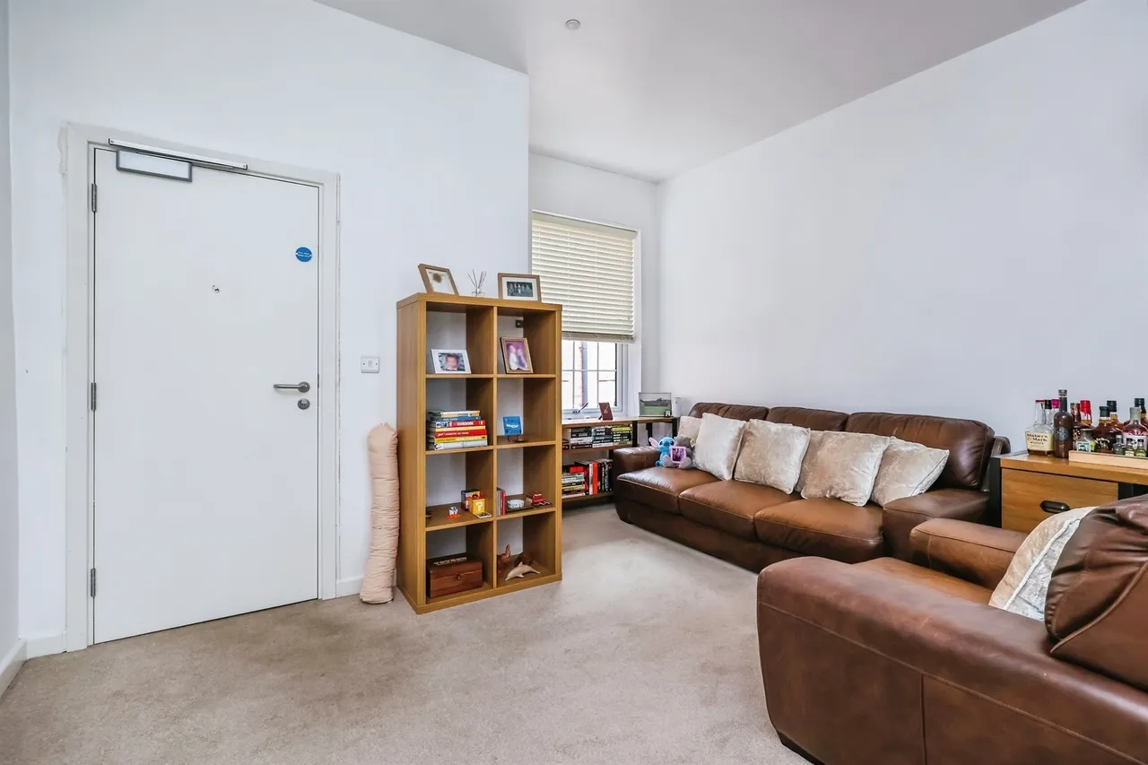 Wood Street, Ilkeston, DE7, photo 3