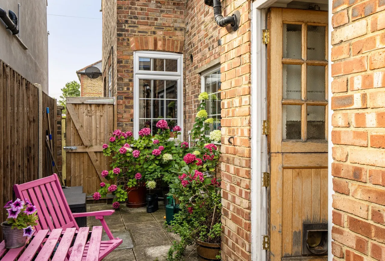 Wood Street, Mitcham, CR4 4JT, photo 13