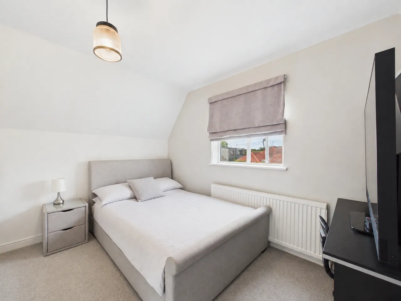 Ashford, Surrey, photo 14