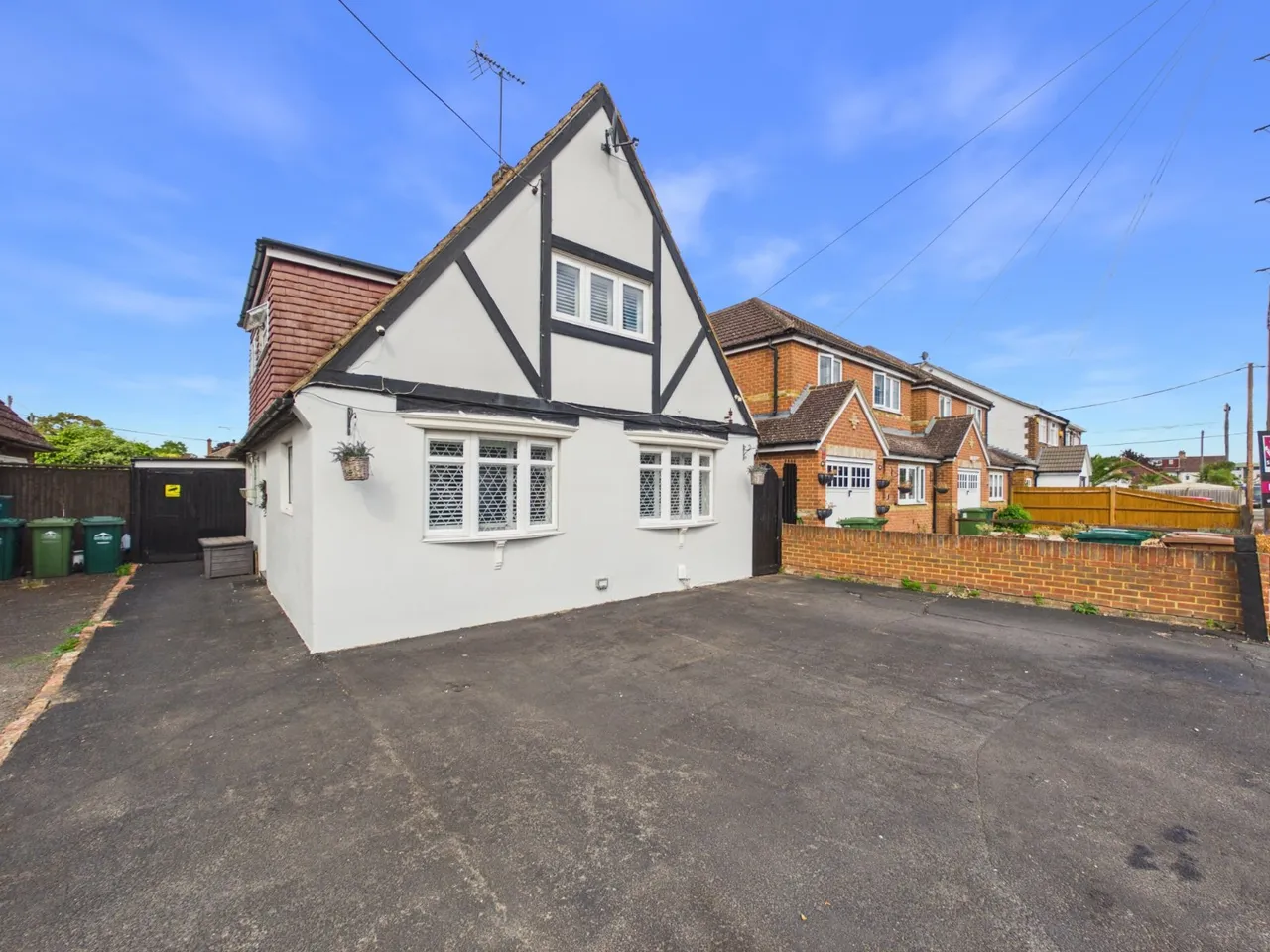 5 bed junction road, ashford, surrey,tw15 for sale, Ashford, Surrey