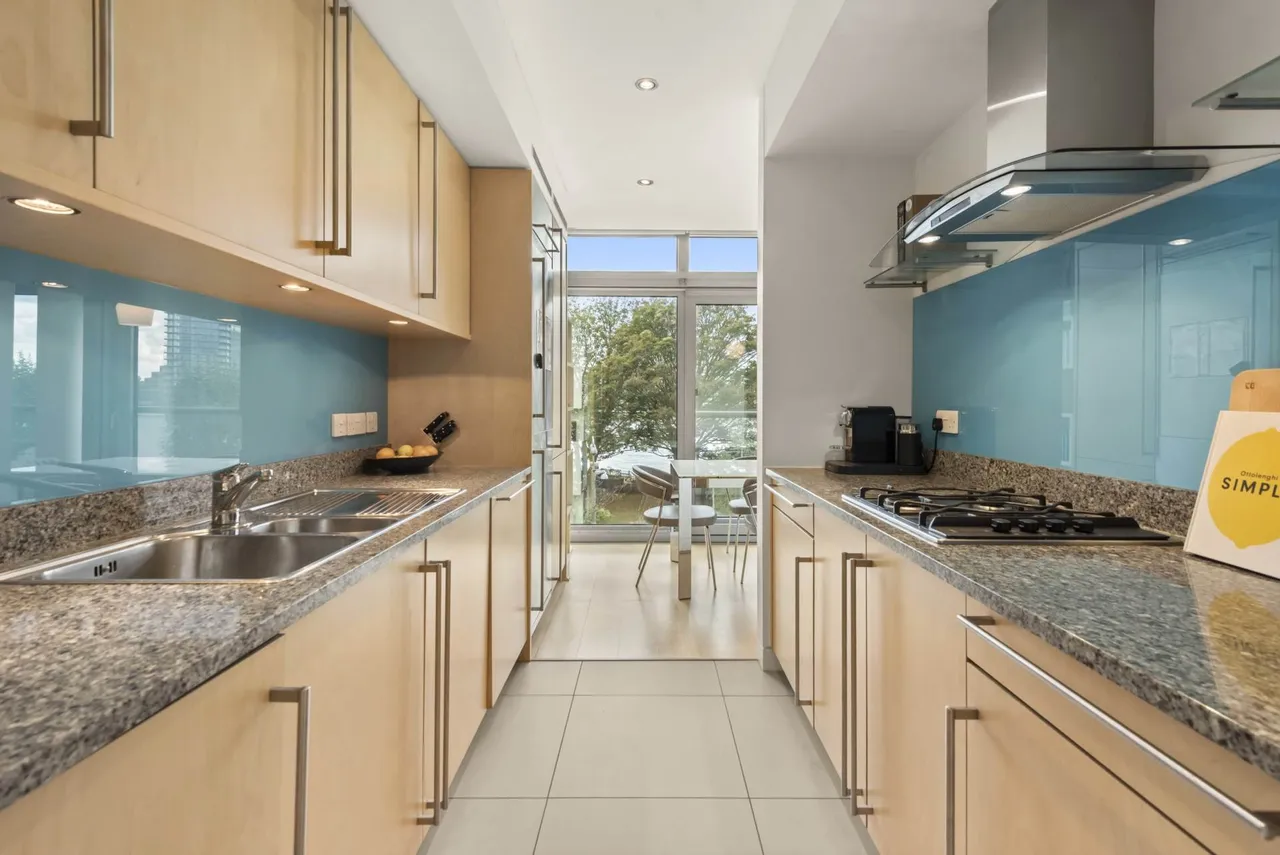 The Montevetro Building, Battersea, SW11 3YL, photo 4