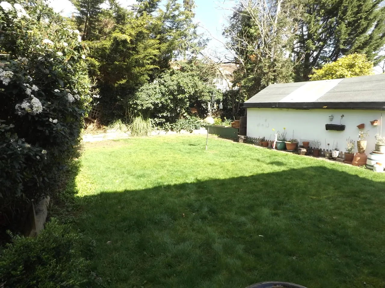 Dorset Drive, Edgware, HA8, photo 18