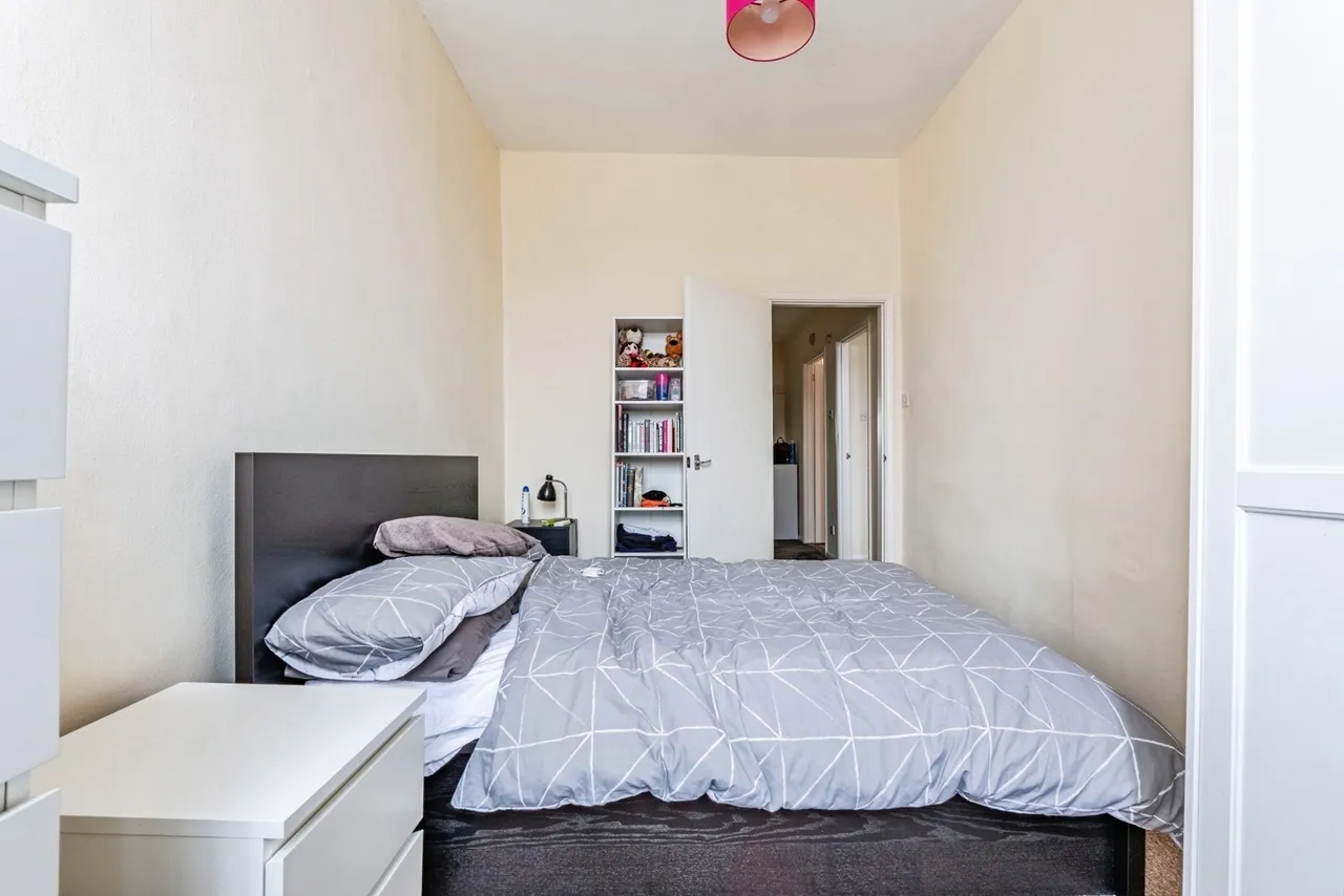 Long Brackland, Bury St. Edmunds, Suffolk, IP33, photo 5