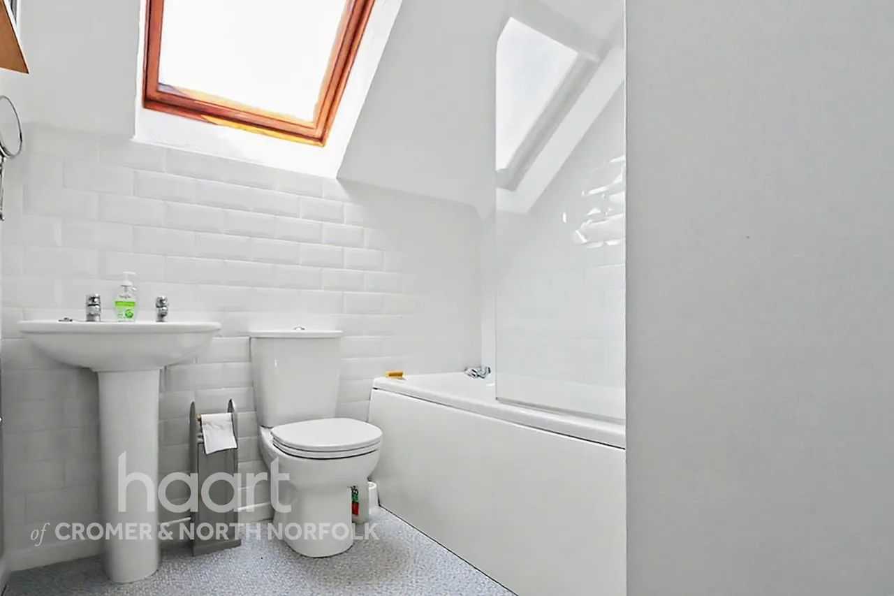 Cromer Road, Sheringham, NR26, photo 12