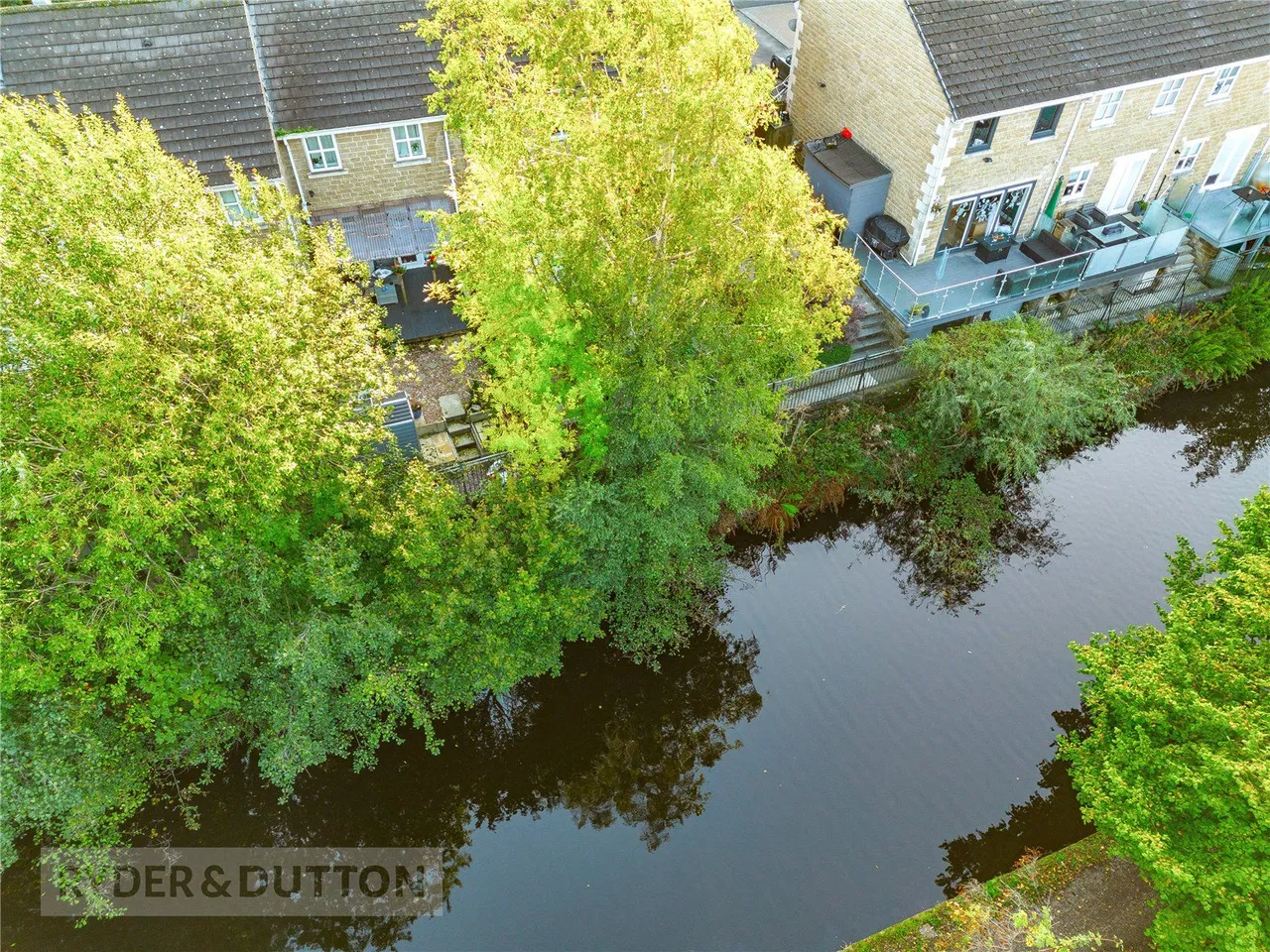 Tame Valley Close, Mossley, OL5, photo 3