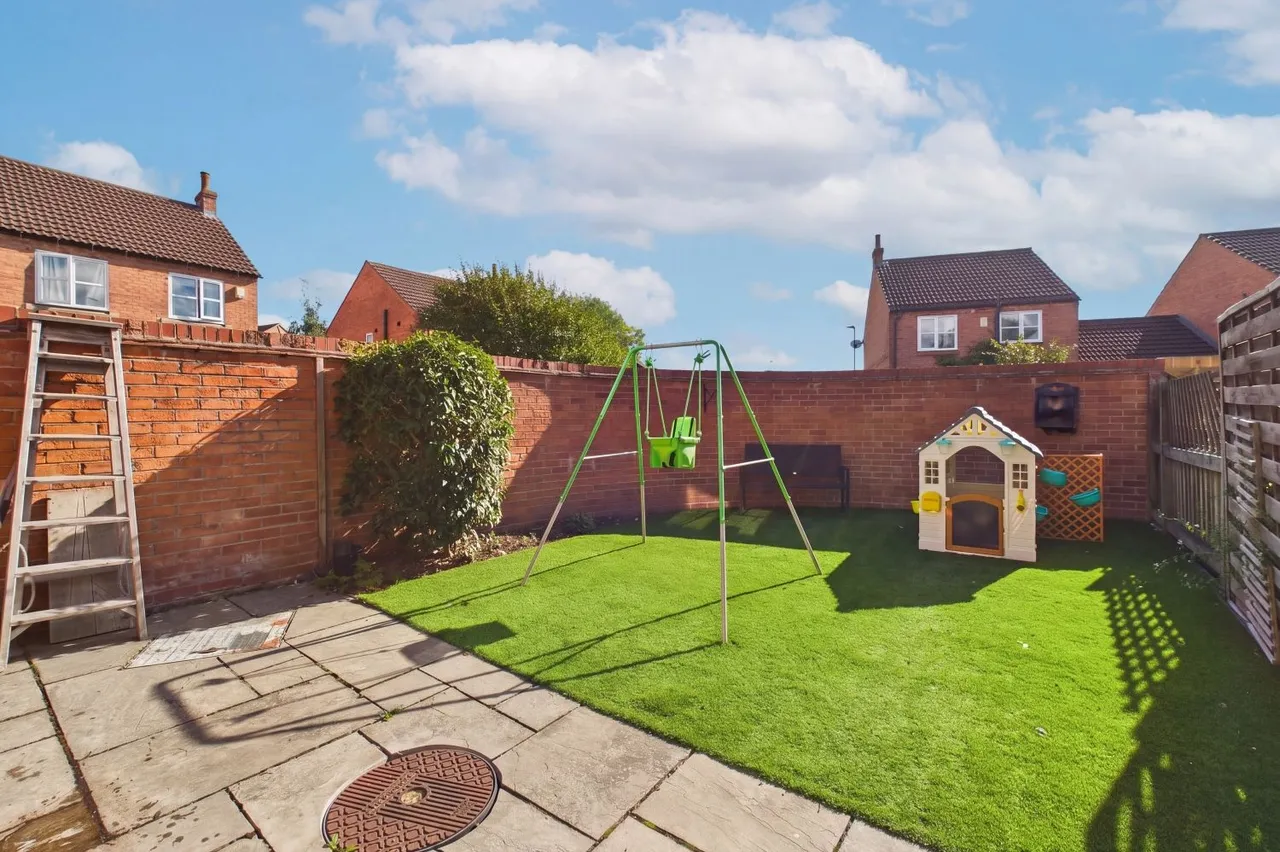 Marten Close, York, YO30, photo 4