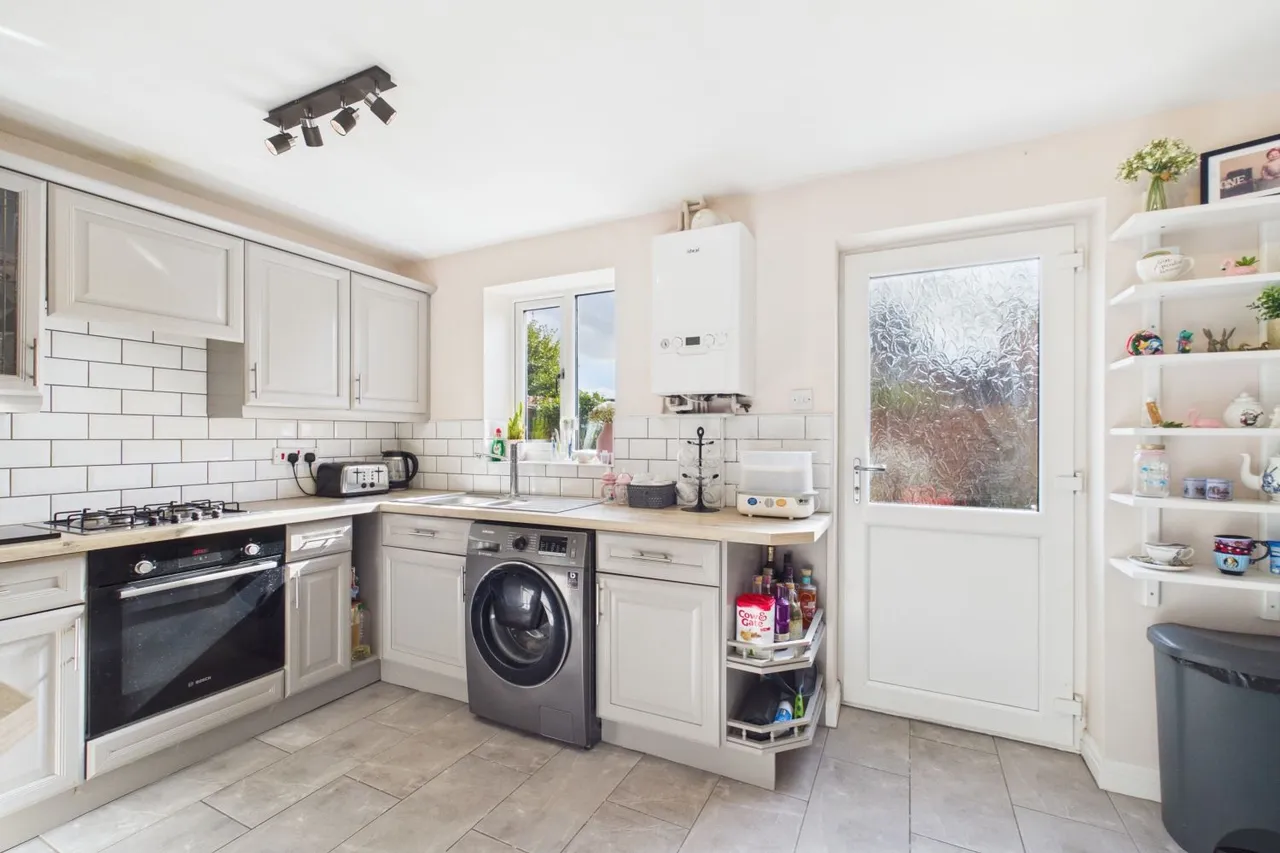 Marten Close, York, YO30, photo 6