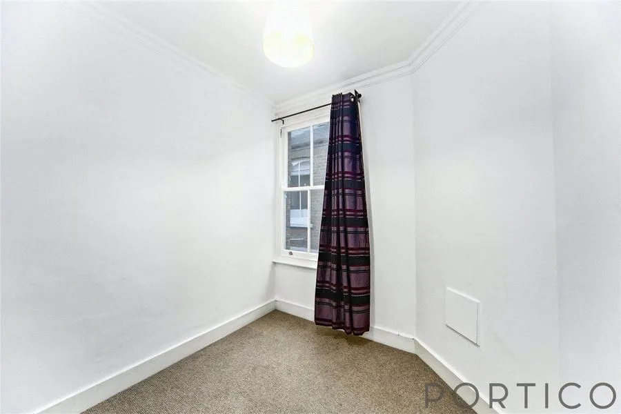 Marcus Street, London, SW18, photo 5