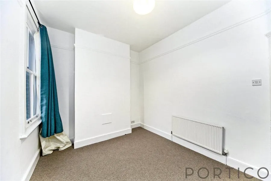 Marcus Street, London, SW18, photo 4