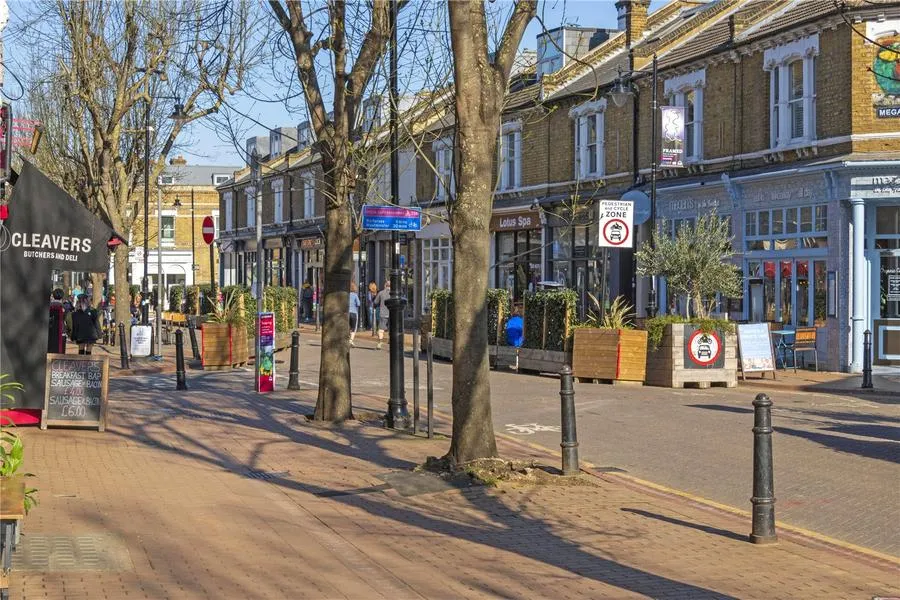 Marcus Street, London, SW18, photo 14