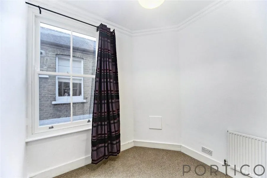 Marcus Street, London, SW18, photo 6