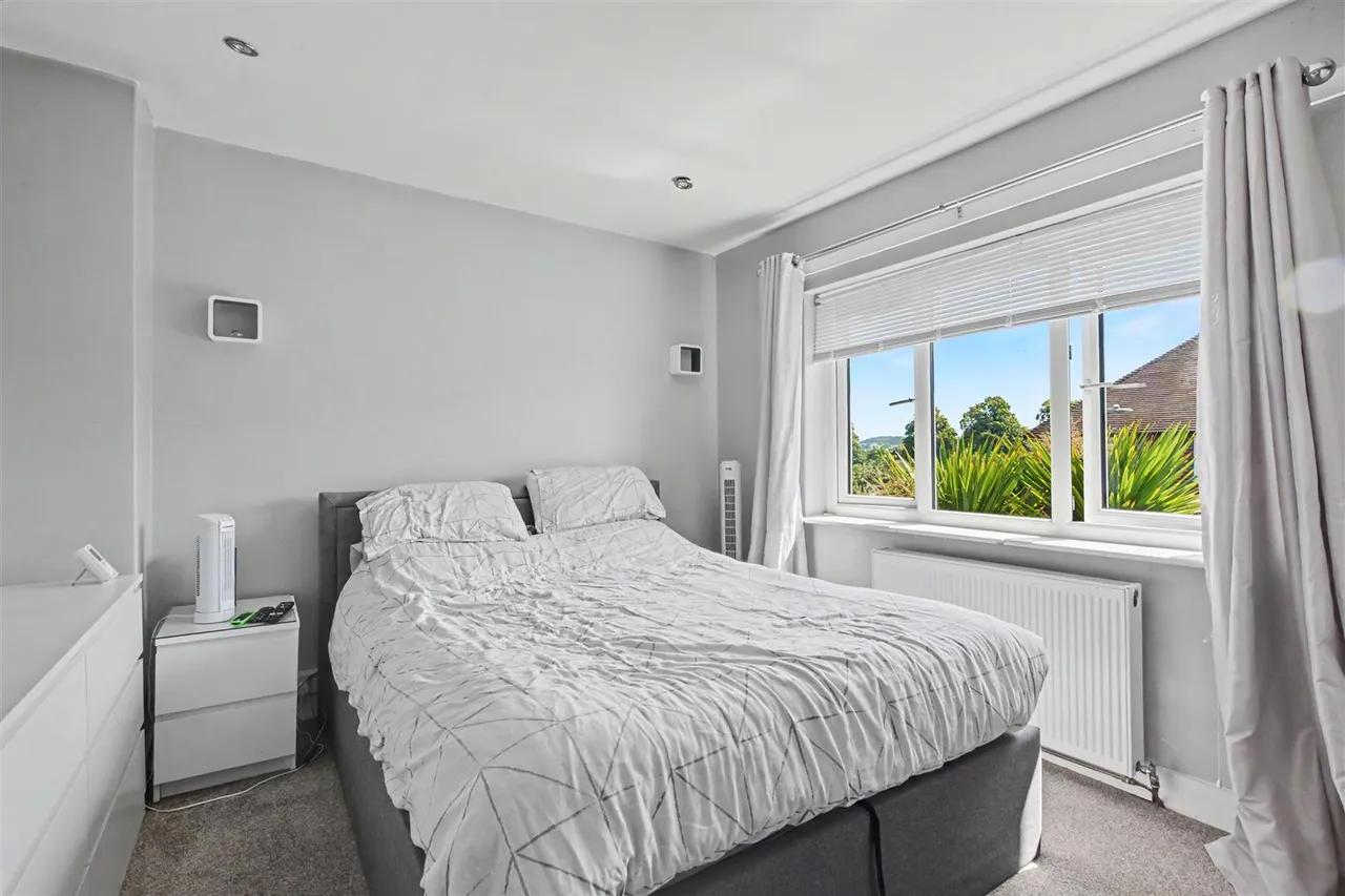 Holly Close, Hucknall, NG15, photo 5