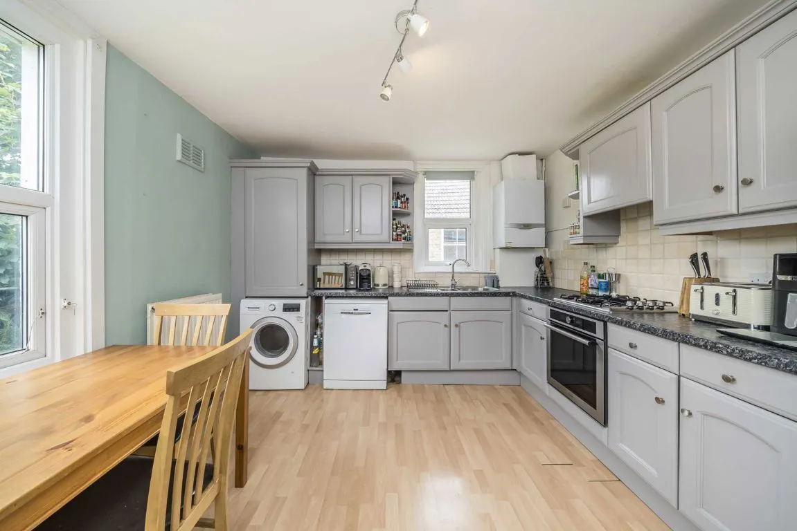 Radbourne Road, SW12, photo 4