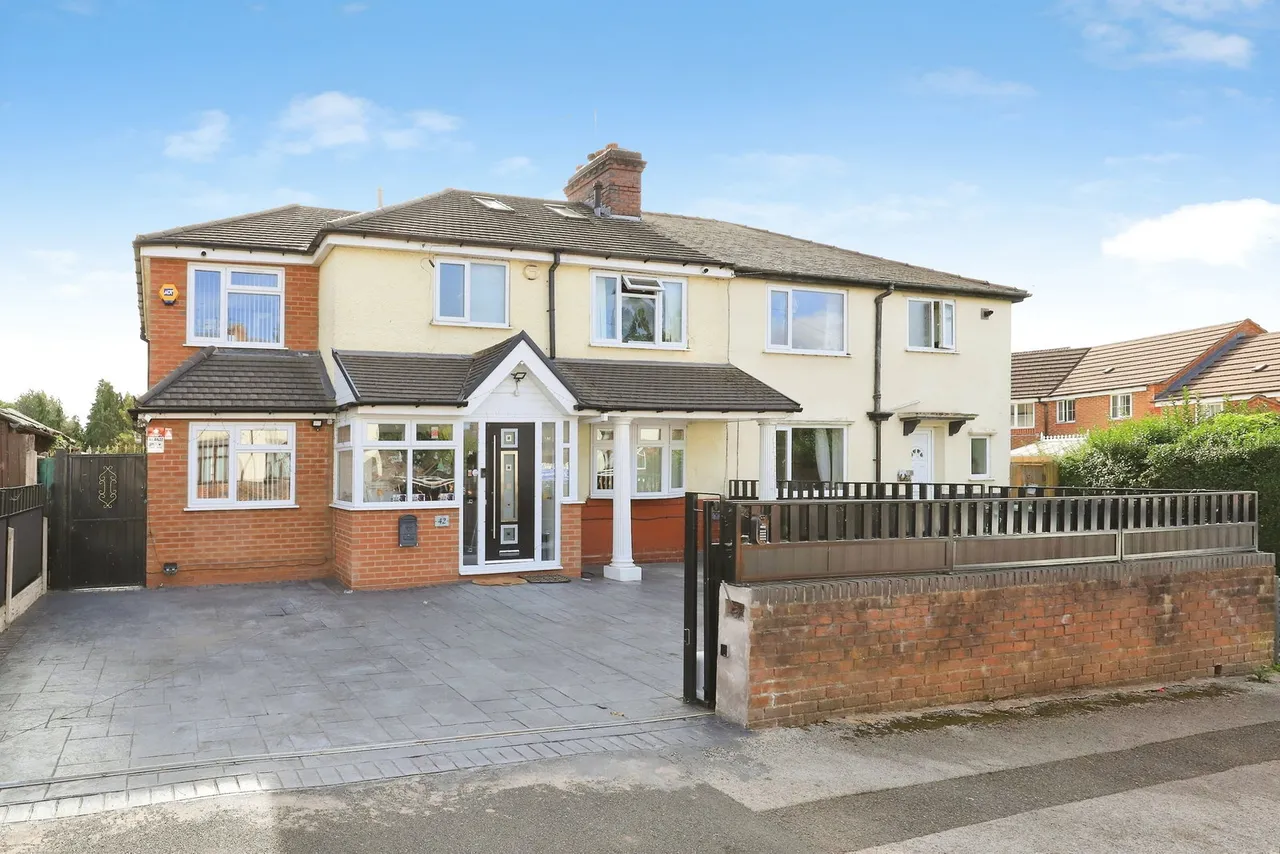 5 bed house for sale, Dorsett Road, Darlaston, WS10
