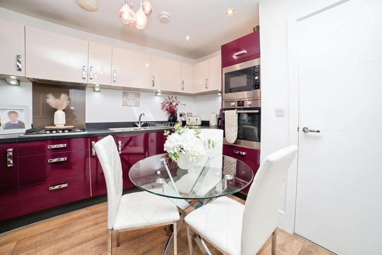 Parkland View, Huthwaite, Sutton-in-Ashfield, Nottinghamshire, NG17, photo 4