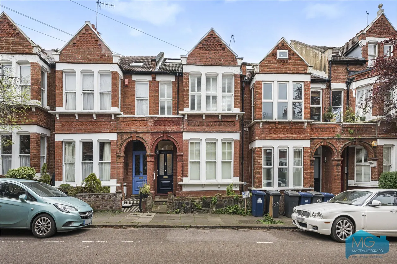 3 bed flat for sale, Park Hall Road, East Finchley, N2