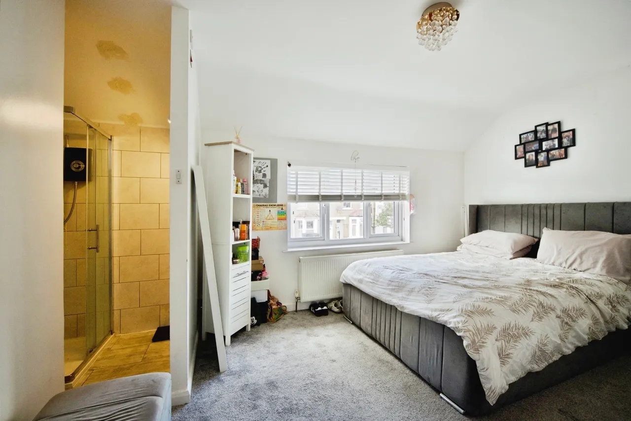 Middlesborough Road, London, N18, photo 16