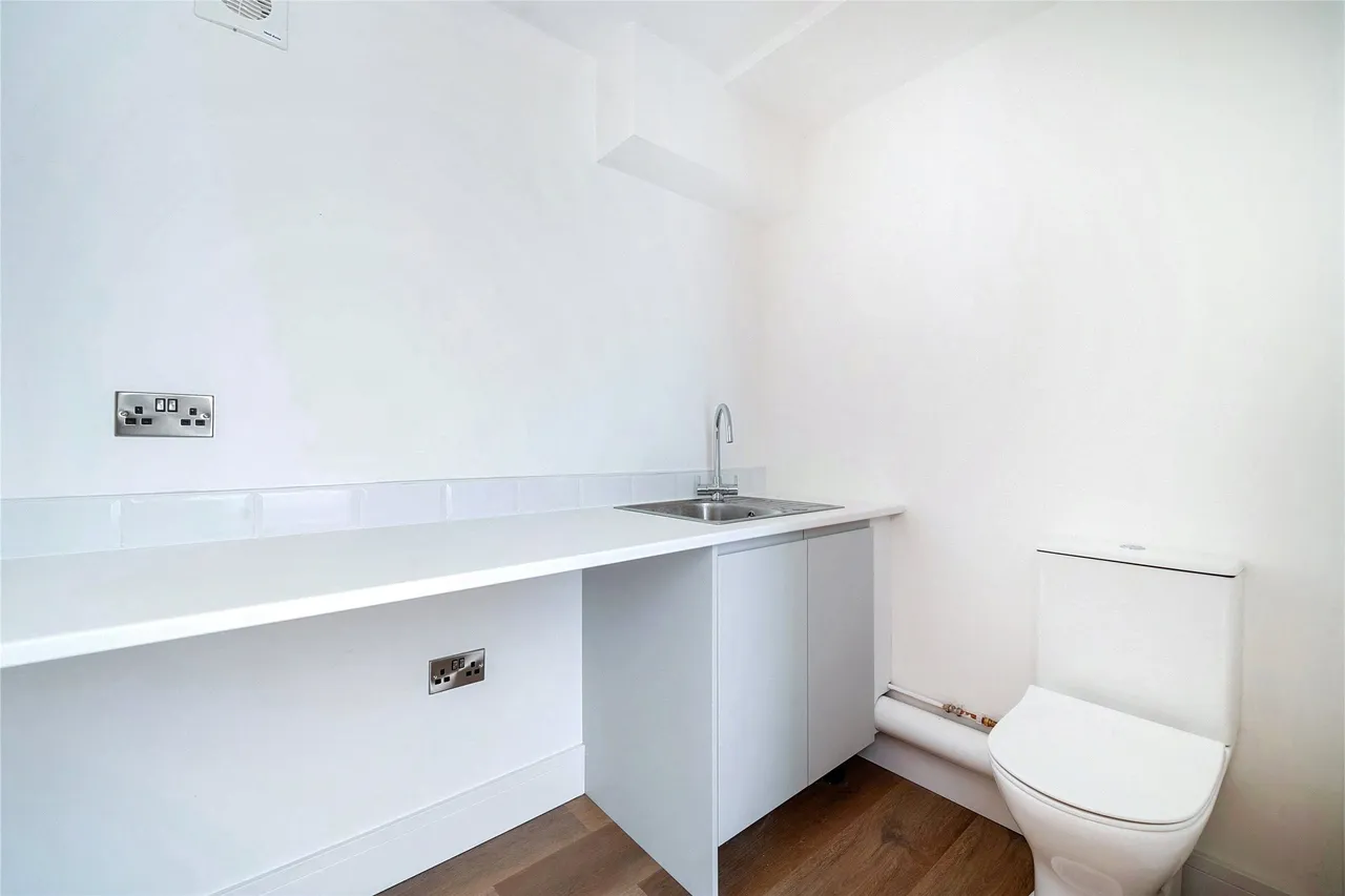 Open House At Queens Head Close, Gloucestershire, Aston Cross, GL20 8FJ, photo 12