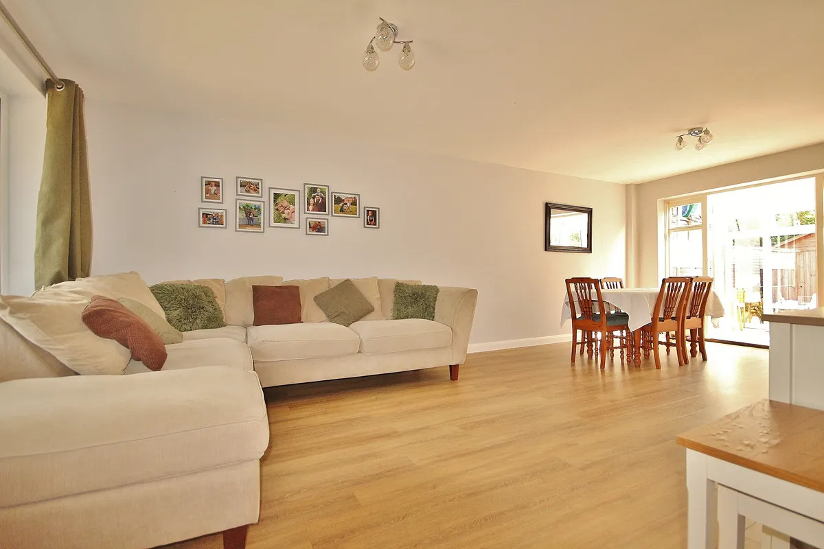 Thorney Leys, Witney, photo 2
