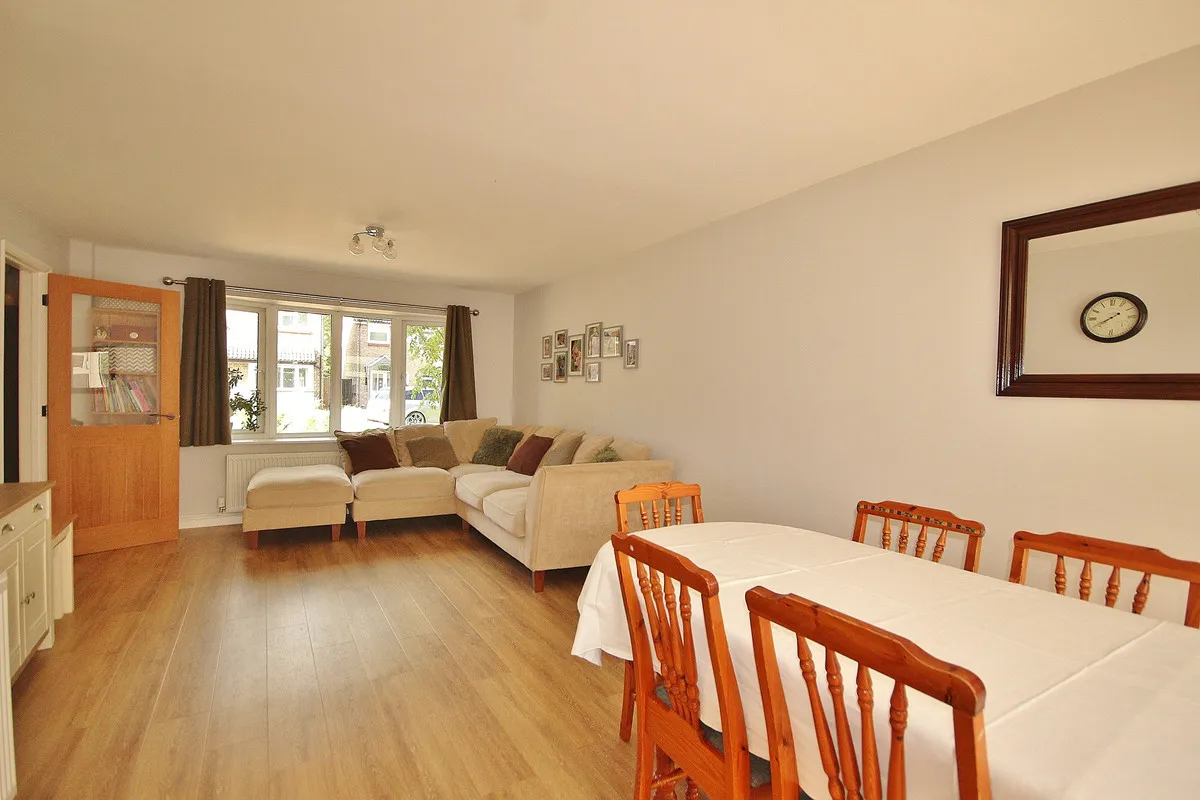 Thorney Leys, Witney, photo 5