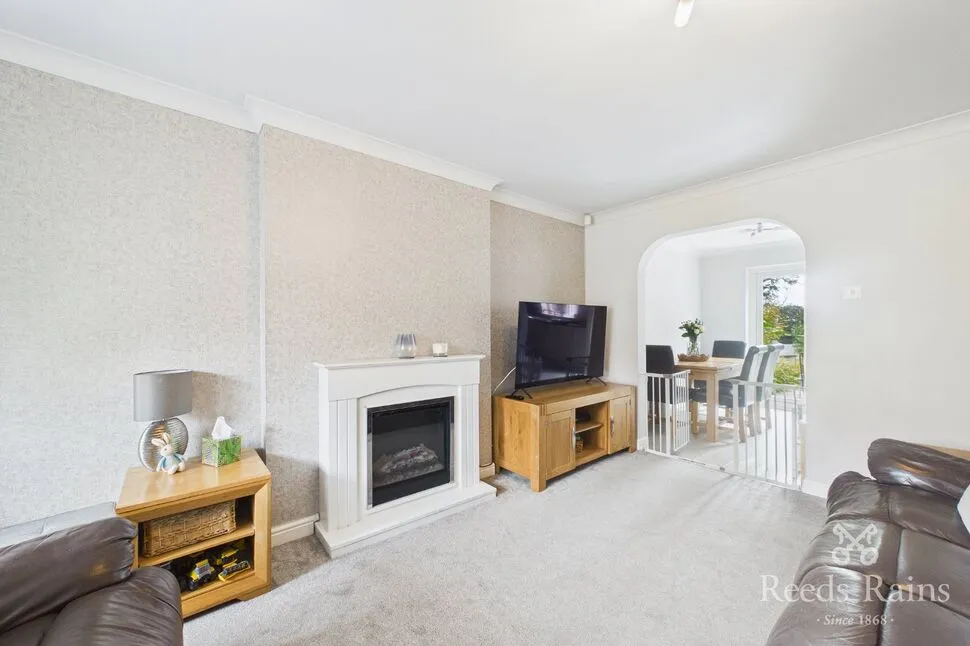 Rochester Drive, Burnley, BB10, photo 6