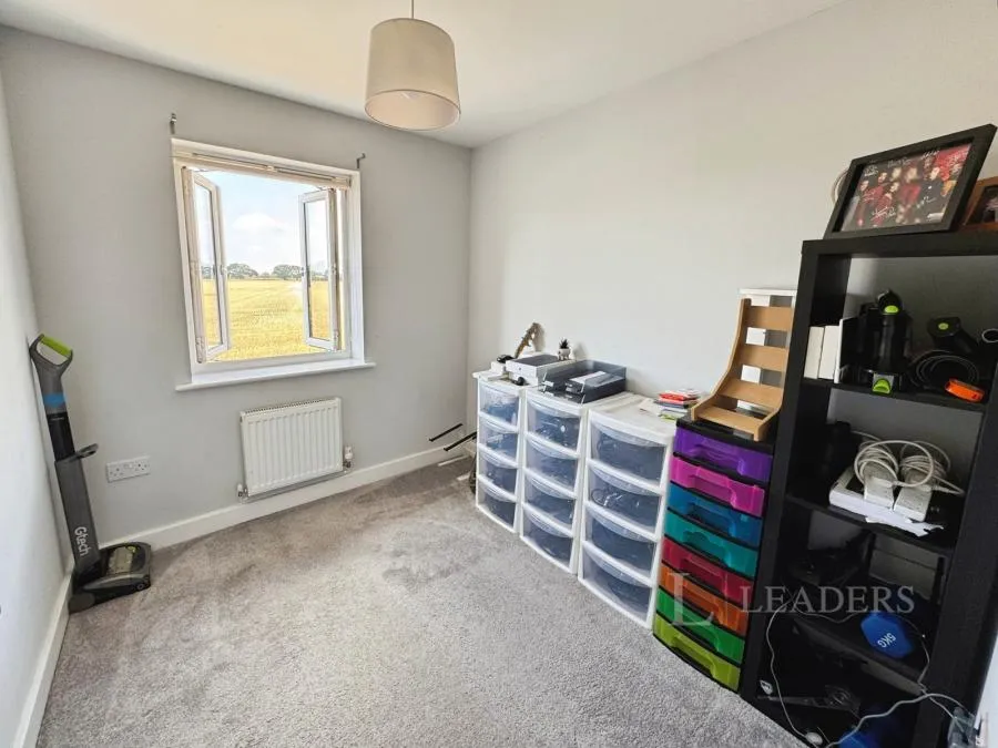 Legerton Drive, Clacton-on-Sea, CO16, photo 15
