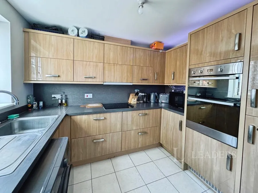 Legerton Drive, Clacton-on-Sea, CO16, photo 6