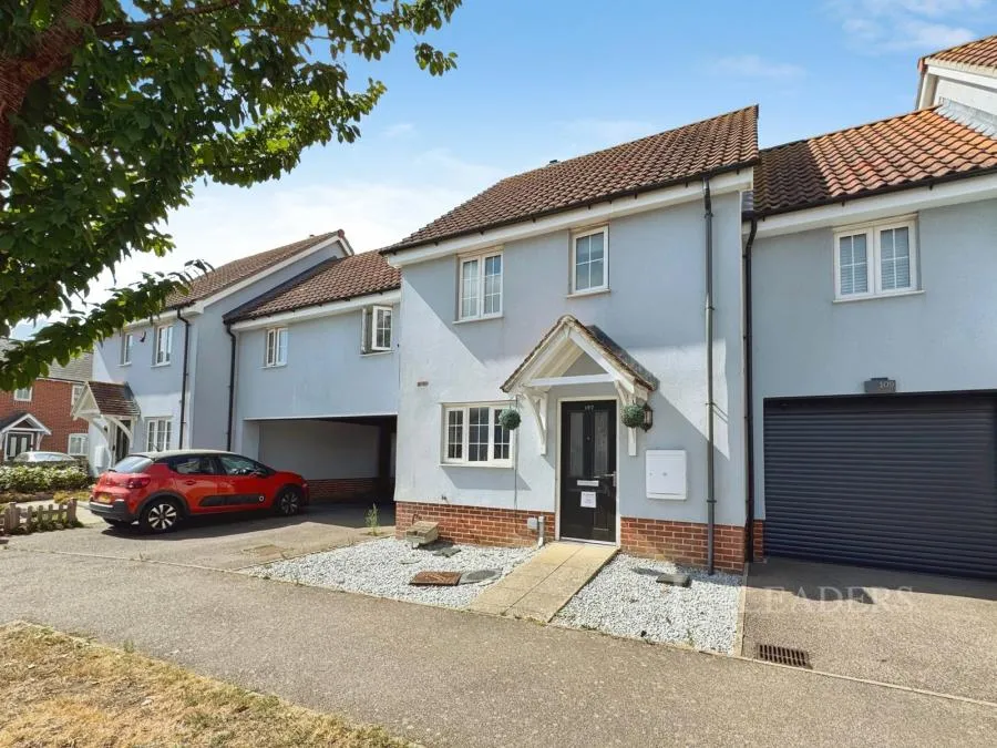 4 bed house for sale, Legerton Drive, Clacton-on-Sea, CO16