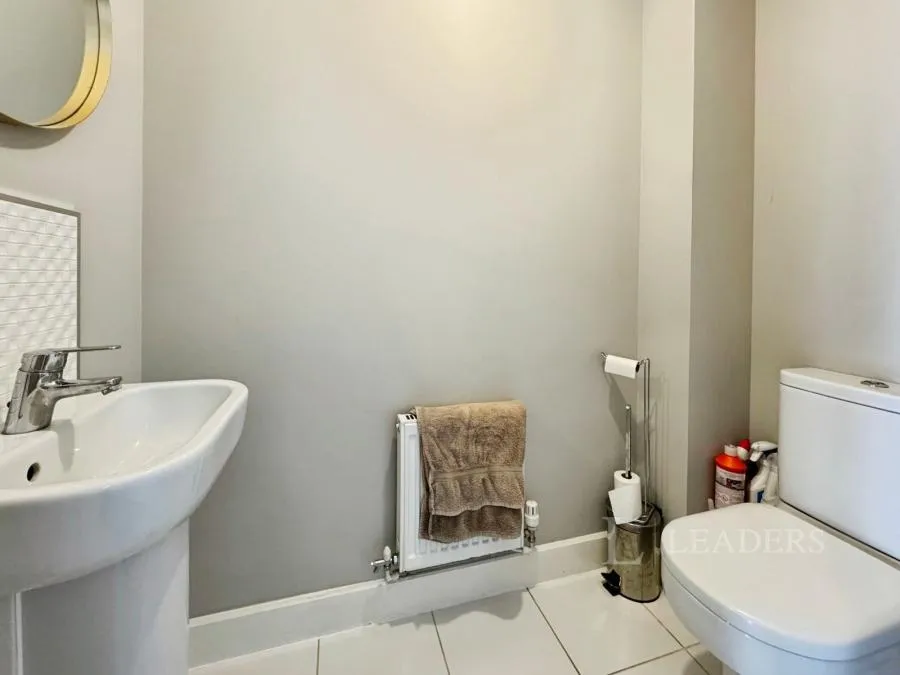 Legerton Drive, Clacton-on-Sea, CO16, photo 7