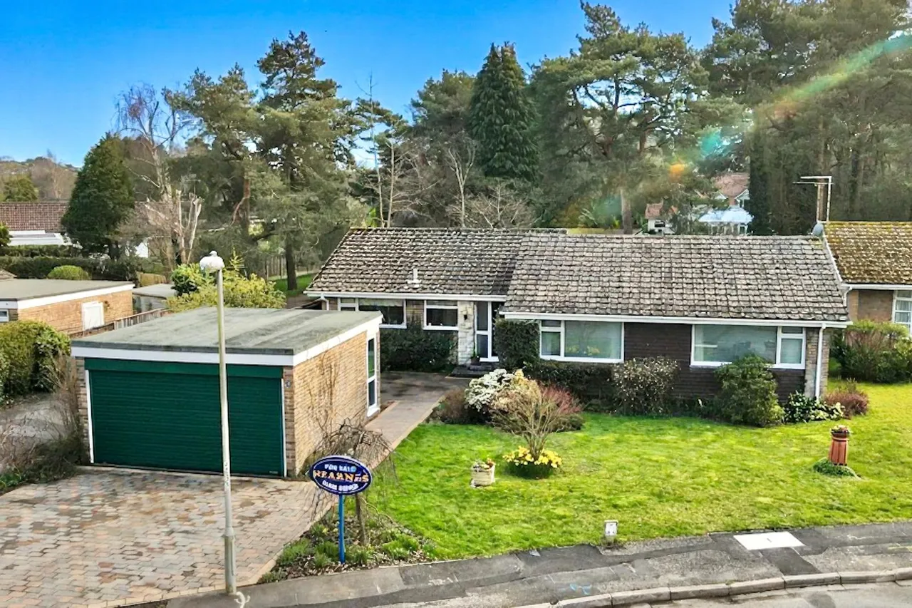 Shelley Close, Ashley Heath, BH24, photo 29
