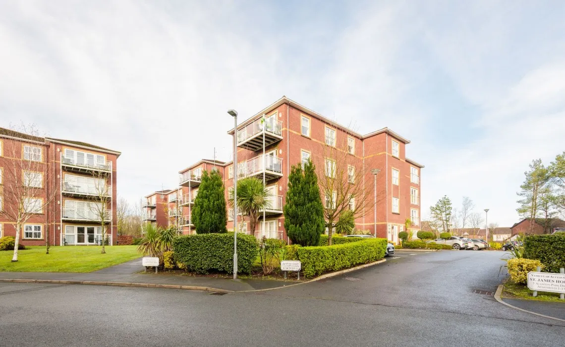 2 bed flat for sale, Aughton Park Drive, Aughton, L39