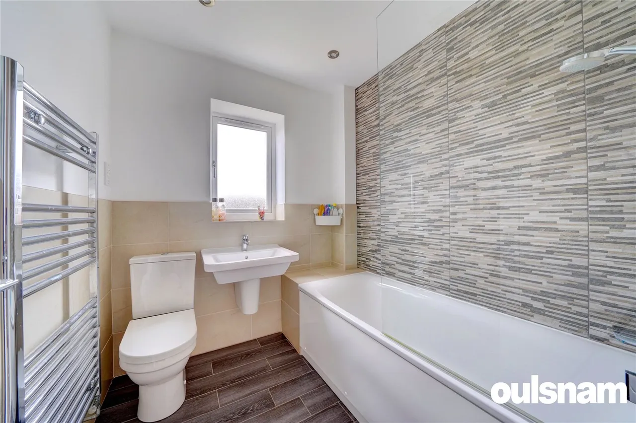 Henley Drive, Droitwich, Worcestershire, WR9 7RX, photo 14