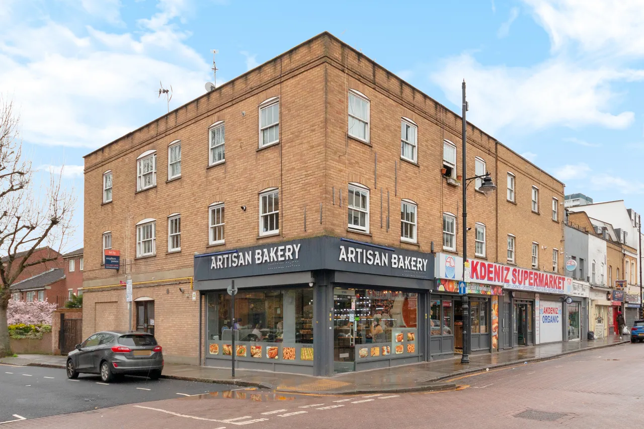 Usher Road, London, E3, photo 2