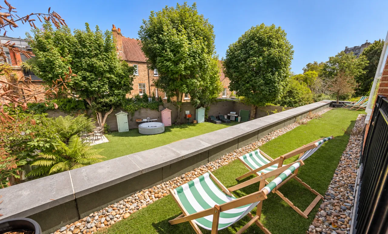 Hampstead Hill Gardens, London, NW3, photo 13